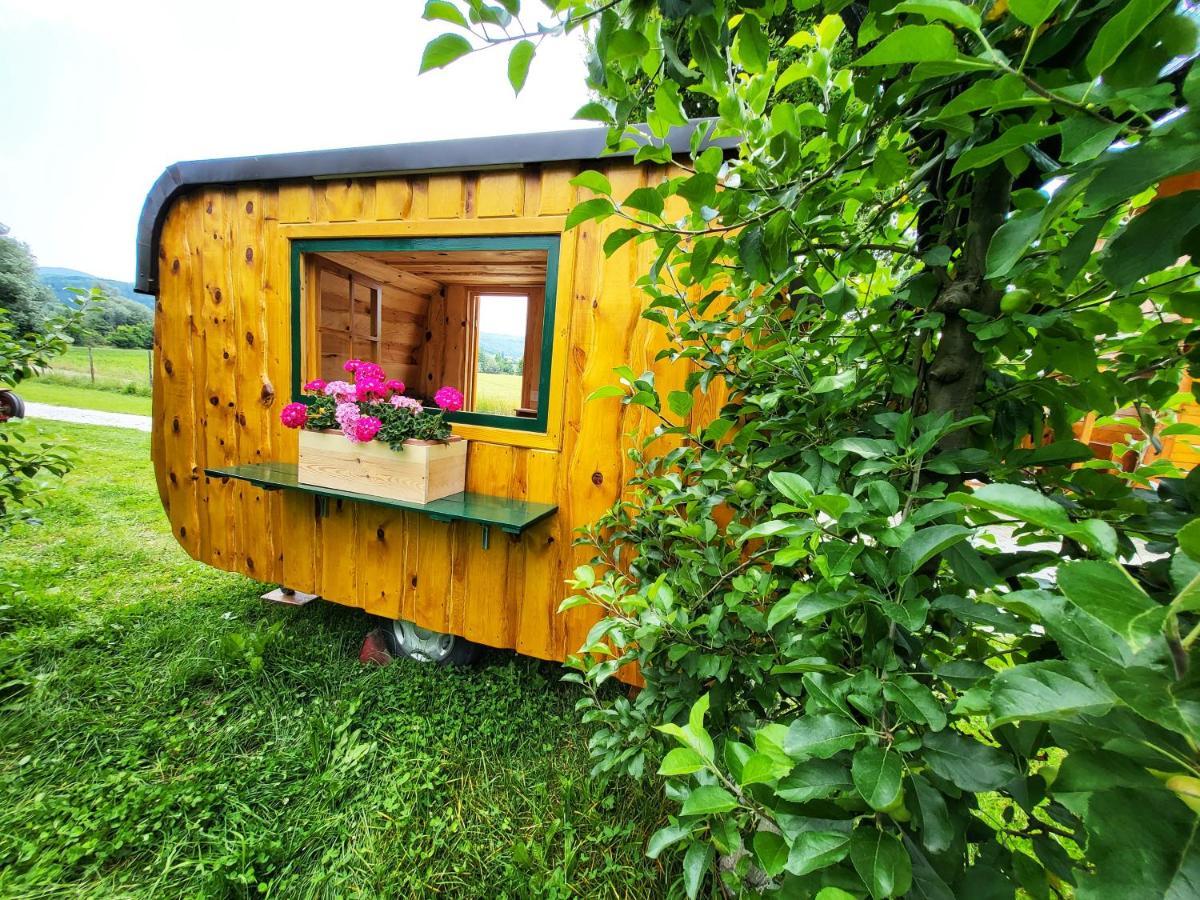 Unique Wooden Holiday House In Nature Lukovica pri Domžalah エクステリア 写真