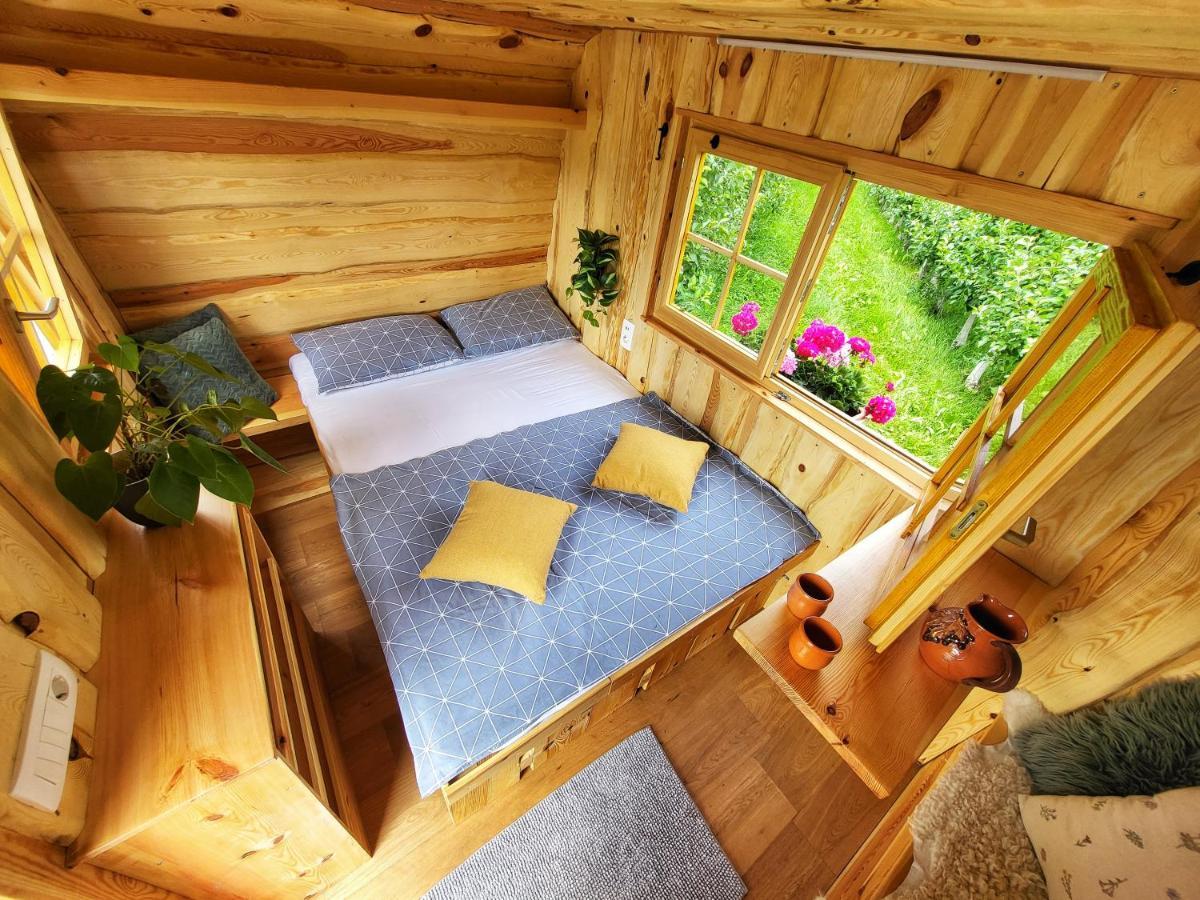 Unique Wooden Holiday House In Nature Lukovica pri Domžalah エクステリア 写真